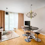 Apartmán Saska Kepa Deluxe By Bookinghost