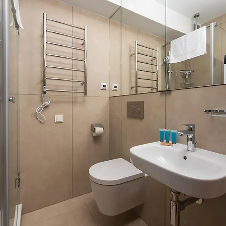 Saska Kepa Deluxe Warsaw