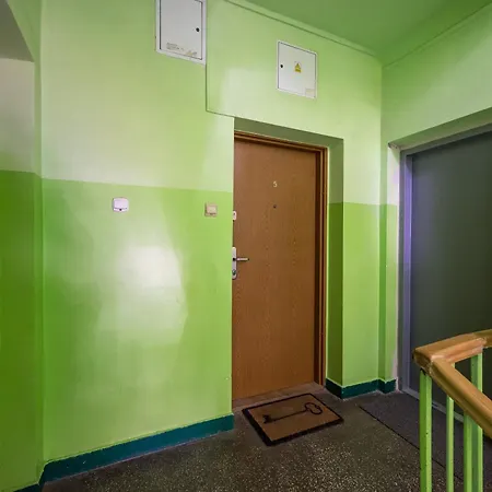 Saska Kepa Deluxe By Bookinghost *