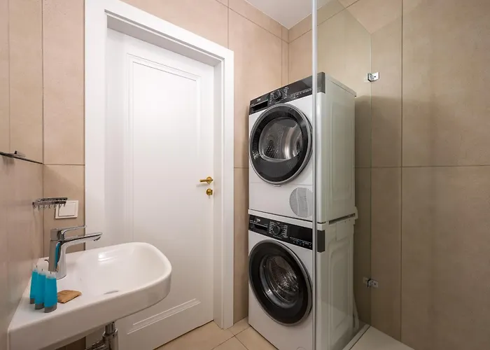 Saska Kepa Deluxe By Bookinghost Warszawa