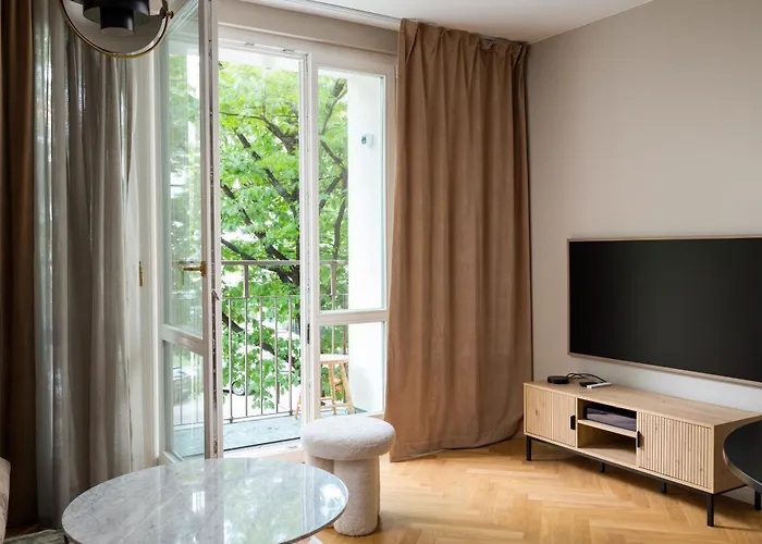 Lejlighed Saska Kepa Deluxe By Bookinghost *